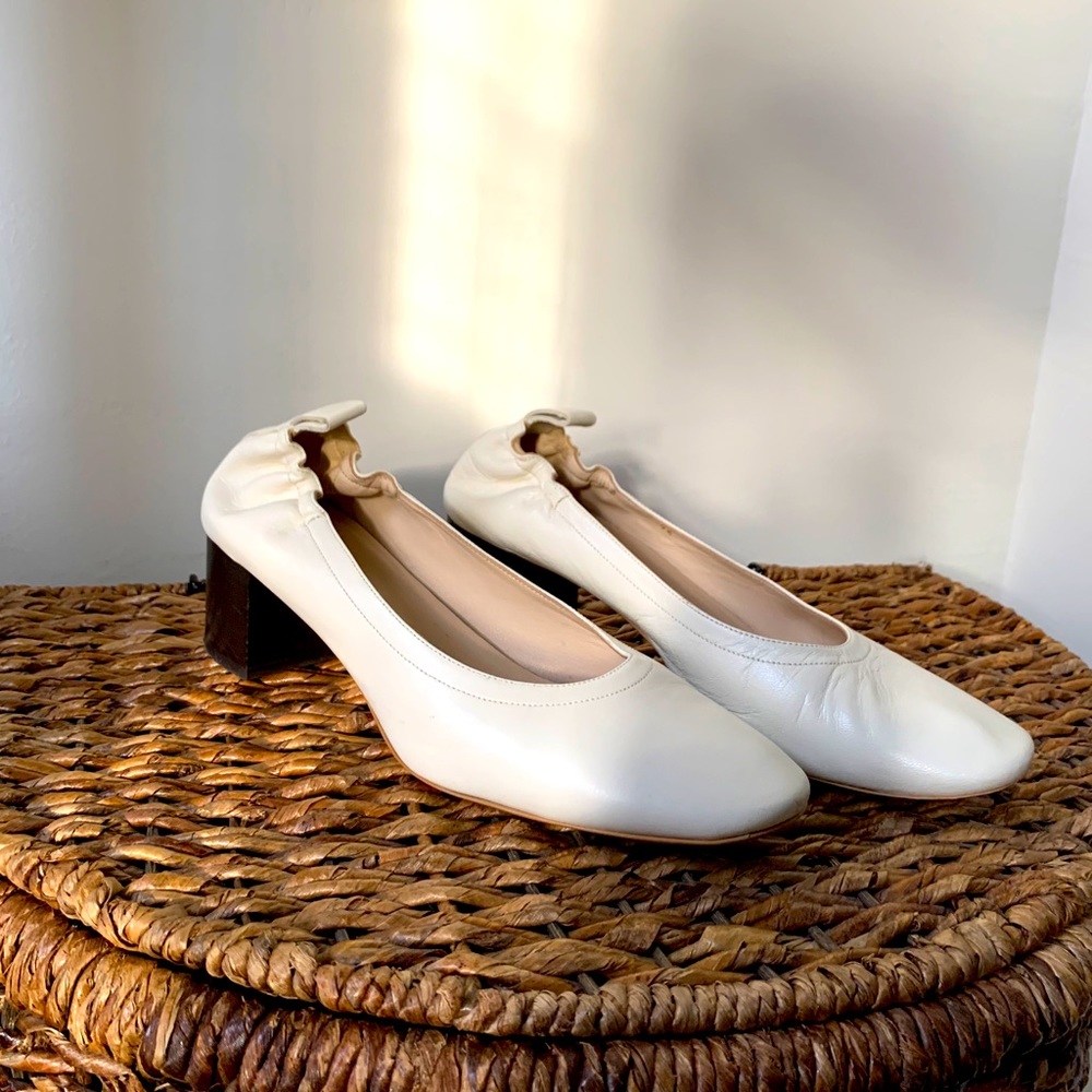 Everlane Day Heel in bone size 9.5 LIKE NEW